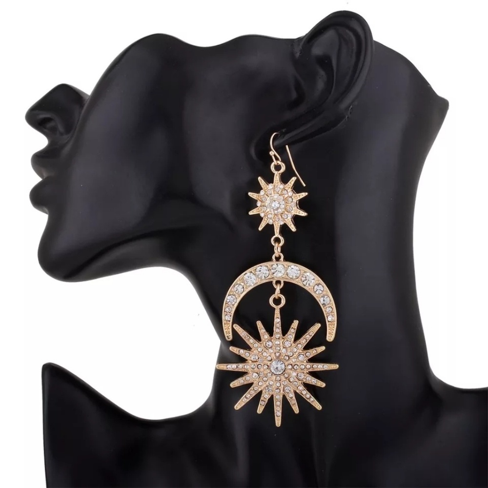 New 🌟MoonStar🌟 Earrings - Picture 2 of 2